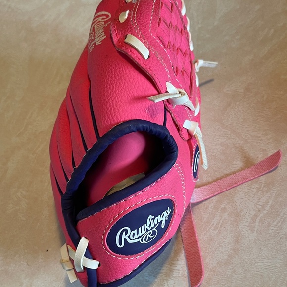 Rawlings Tee Ball Baseball Glove Pink 9 inch - Picture 2 of 4